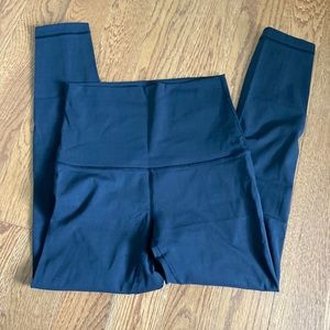 Lulu Lemon Wunder Under High Rise Tight 25”